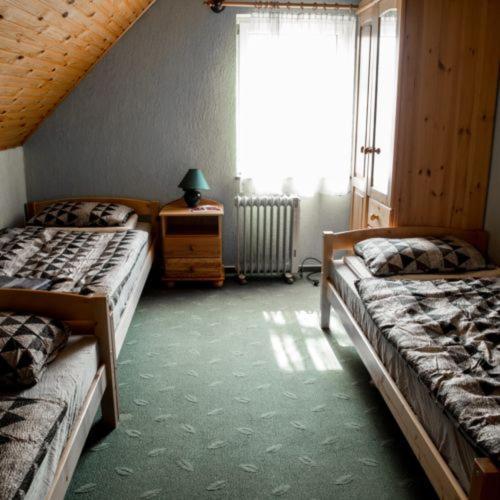 Berger Pince-Vendeghaz, Hajosi Pincek Hotel Buitenkant foto